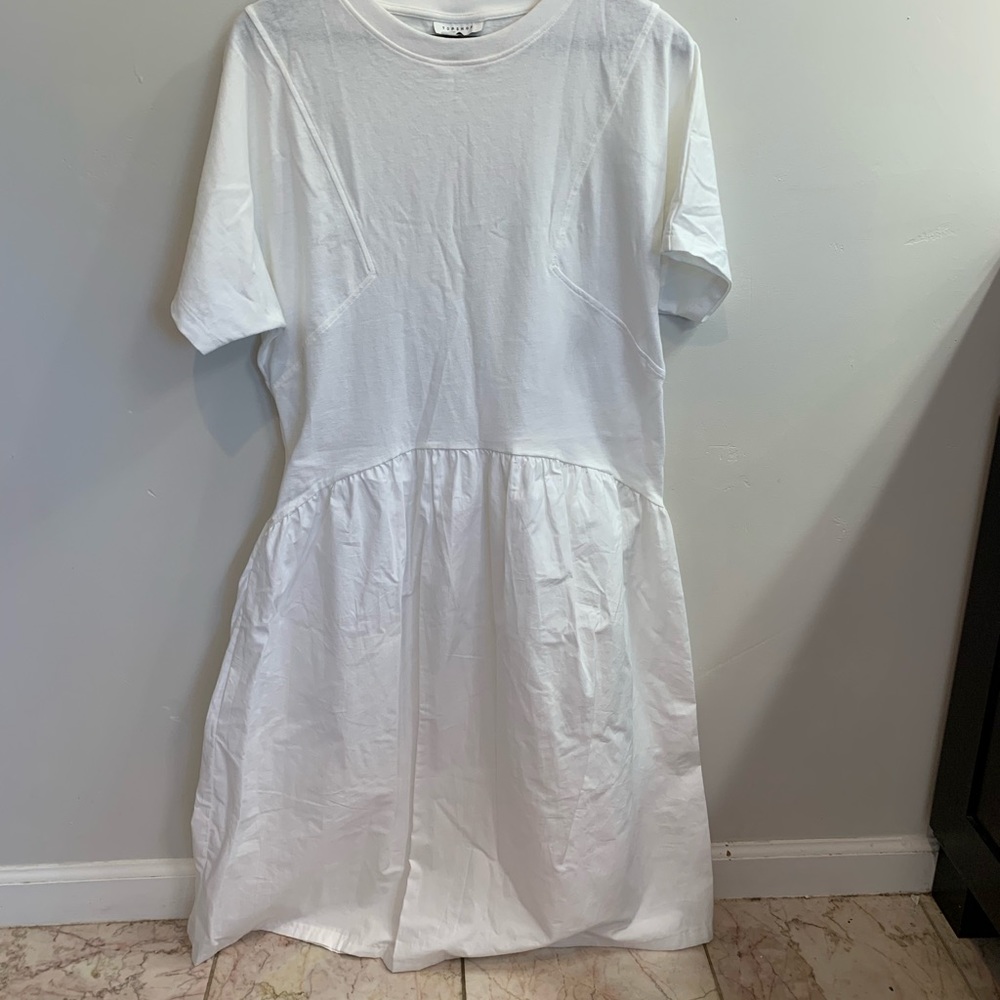 Women’s white dress